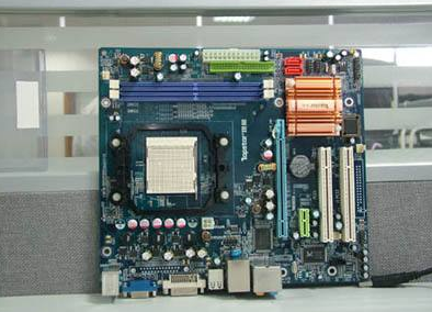 頂星主板電腦怎么用韓博士U盤重裝win7系統