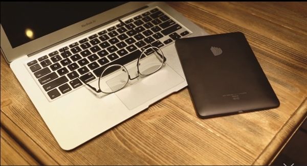 13英寸新MacBook Air曝光 13英寸新MacBook Air曝光