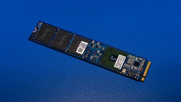 Intel企業級傲騰M.2 SSD首曝 Intel企業級傲騰M.2 SSD首曝