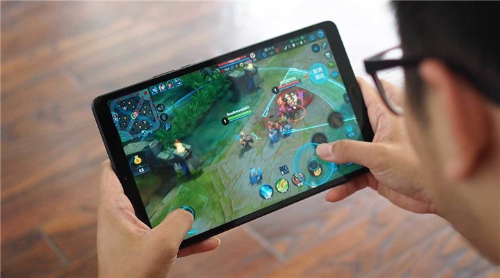 小米平板4 Plus上手:續航好評 ,“無限流量卡”絕配 小米平板4 Plus上手:續航好評 ,“無限流量卡”絕配