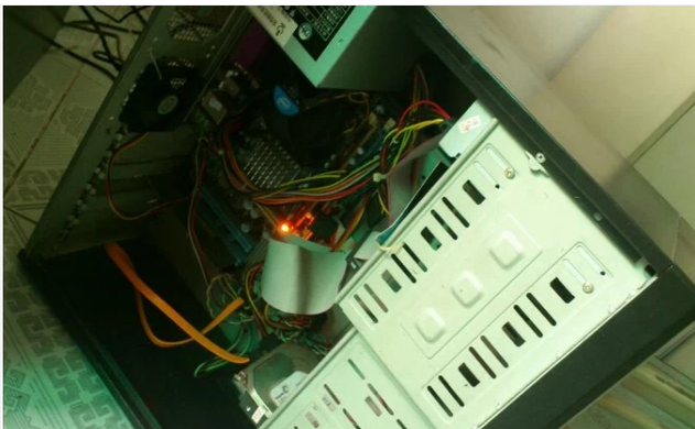 電腦顯示器不亮解決教程 電腦顯示器不亮解決教程