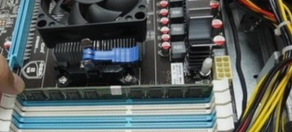 電腦藍屏原因詳解 電腦藍屏原因詳解